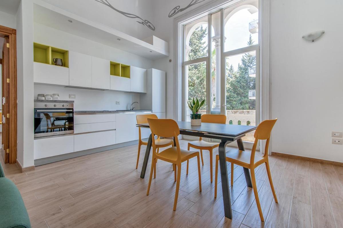 Residence De Franchis - Smart Apartments Λέτσε Εξωτερικό φωτογραφία