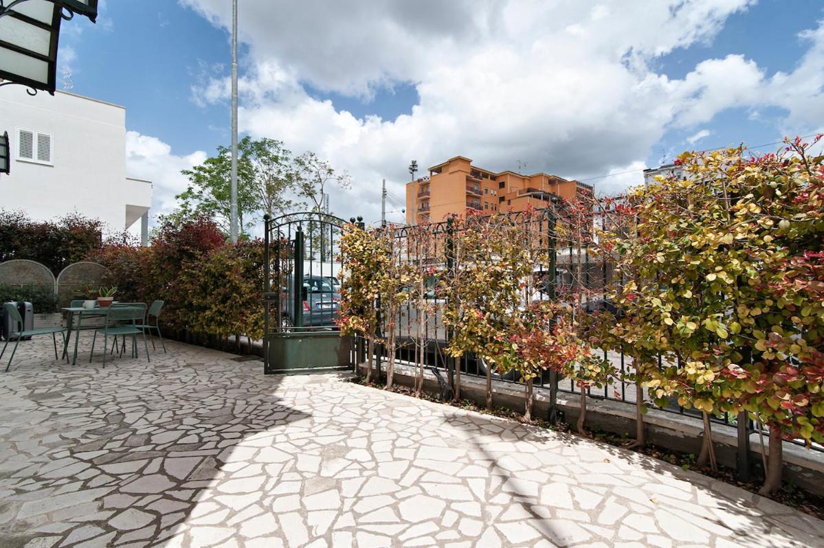 Residence De Franchis - Smart Apartments Λέτσε Εξωτερικό φωτογραφία
