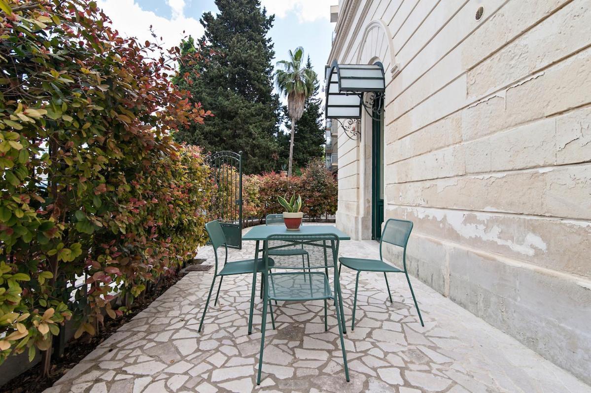 Residence De Franchis - Smart Apartments Λέτσε Εξωτερικό φωτογραφία